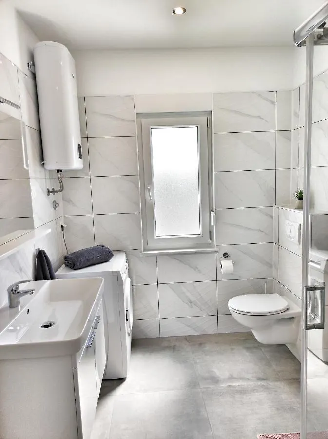 Apartman Sa Pogledom Na More Pula Apartment