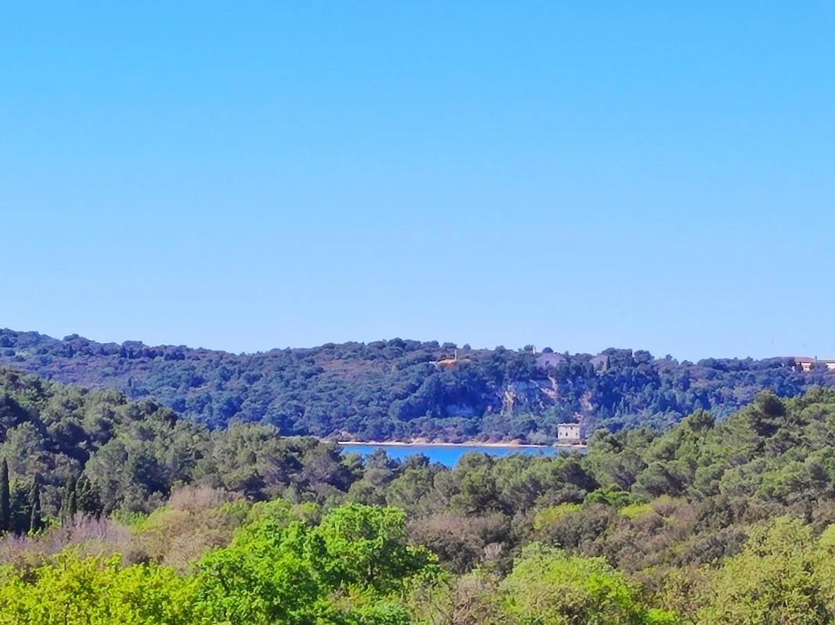 Apartment Apartman Sa Pogledom Na More Pula Croatia