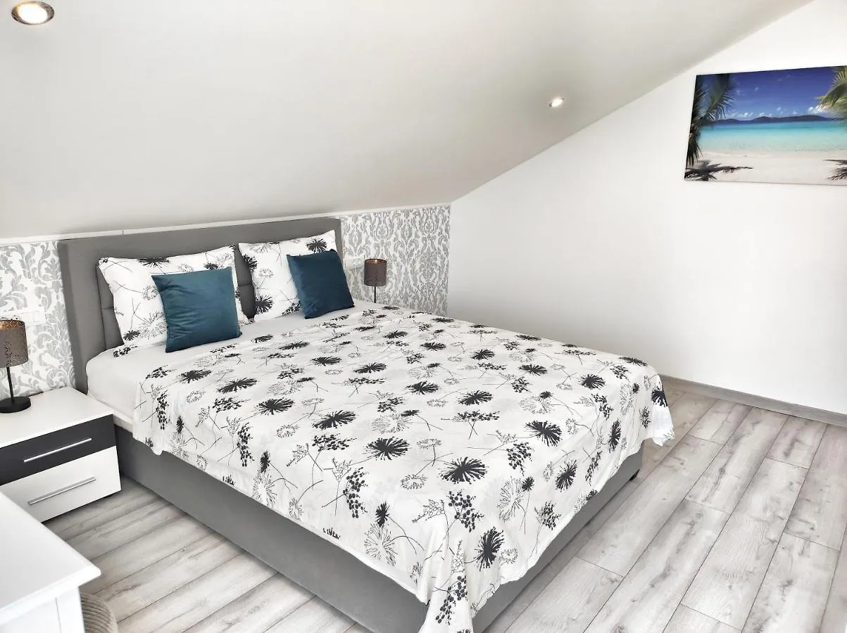 Apartman Sa Pogledom Na More Πούλα